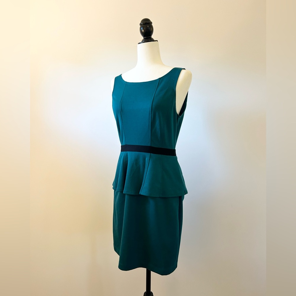 Teal Peplum Dress, Sleeveless, Pencil Skirt, Stretch Knit - size Medium
